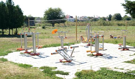 Детская площадка в 150 м от гостевого дома Парус, г. Анапа, п. Витязево