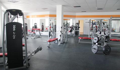 Фитнес-клуб