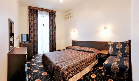 Номер Полулюкс, отель Алые паруса, г. Анапа