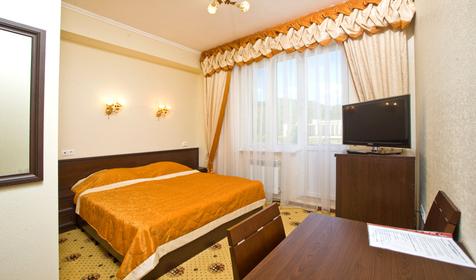 Двухместный номер с балконом. Отель Оксана, Туапсинский район, п. Небуг