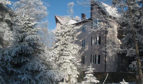 Гостевой дом Престиж-Лагонаки. Апшеронский р-н, плато Лаго-Наки, поляна Геймоновская