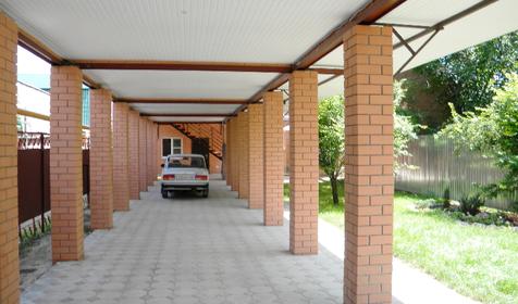 Парковка. Гостевой дом Невский, г. Ейск