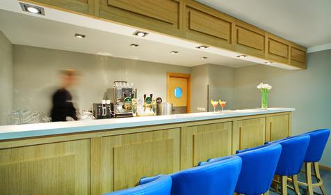 Лобби-бар. Отель Tulip Inn Rosa Khutor, Сочи, Красная Поляна, п. Эсто-Садок