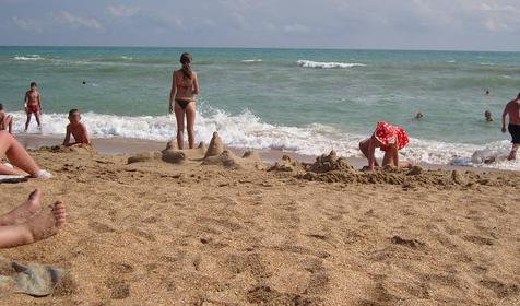 Пляж. База отдыха Русалочка, г. Анапа, ст. Благовещенская