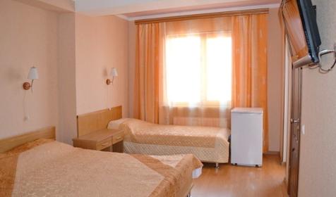 Трехместный номер с балконом, гостевой дом Патио, г. Анапа