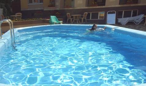 Бассейн. Мини-отель Старинный Таллин, г. Анапа, п. Витязево