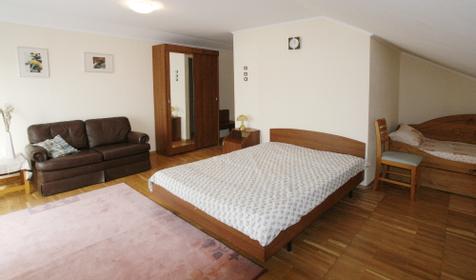 Четырехме в мансарде (вид на море). Частный пансионат Европейский, г. Геленджик