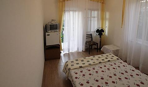 Двухместный номер с удобствами. Гостевой дом Galini, г. Геленджик, с. Кабардинка