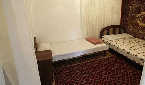 Трехместный номер Эконом с удобствами во дворе. Гостевой дом Galini, г. Геленджик, с. Кабардинка