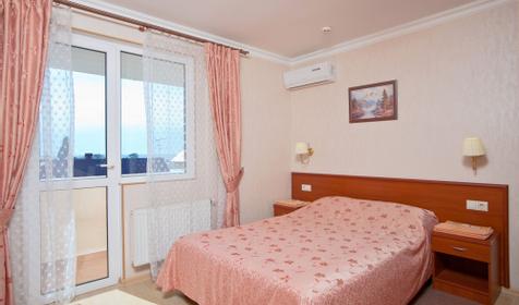 Двухместный Полулюкс. Отель ЛЭНСиС, г. Сочи, Адлерский район, г. Адлер