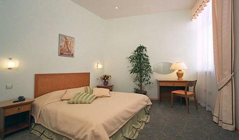 Двухкомнатный номер. Гостиница Лазурный Бриз, г. Сочи, Адлерский район