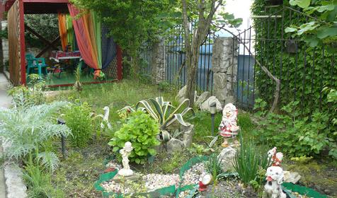 Территория. Детская площадка. Гостиница Отдых у Галины, г. Сочи, Адлер