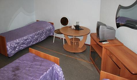 Трехместный номер Эконом. Пансионат Малахит, г. Анапа, ст. Благовещенская