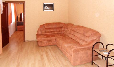 Номер Люкс с лоджией. Гостевой дом Багира, г. Геленджик, с. Дивноморское