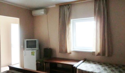 Трехместный номер. Гостевой дом Азалия, г. Анапа, п. Витязево