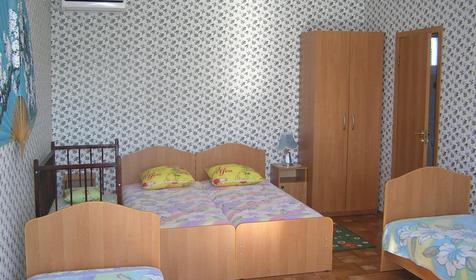 Четырехместный. Гостевой дом Жемчужина,Темрюкский р-н, п. Пересыпь