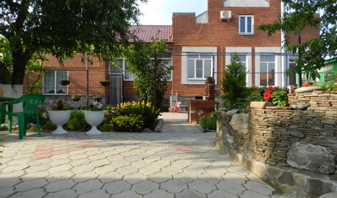 Двор. Гостевой дом У Ивы, Темрюкский район, п. Пересыпь