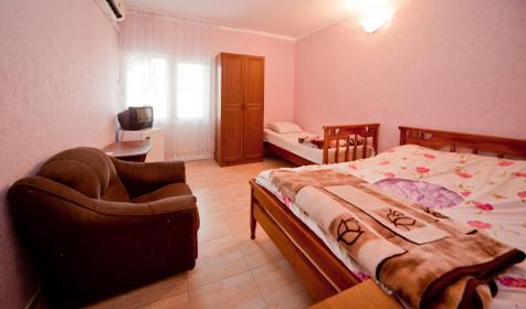 Гостиница Райский уголок, п. Лоо