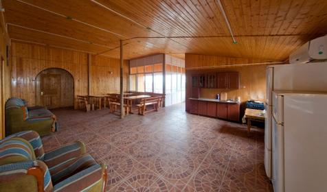 Гостиница Райский уголок, п. Лоо