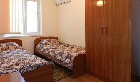 Двухместный номер полулюкс. База отдыха Кубань, Темрюкский район, ст-ца Голубицкая