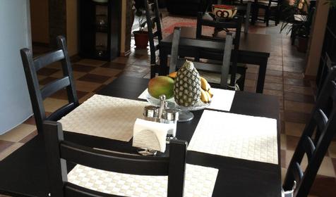 Столовая. Гостевой дом Мезонин, п. Архипо-Осиповка