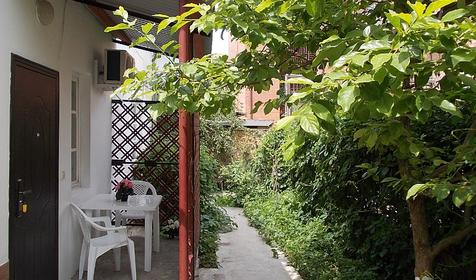 Гостевой Дом на Революционной, 27/1, г. Геленджик