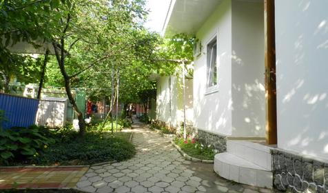 Двор. Частный дом Галина, г. Геленджик, с. Дивноморское