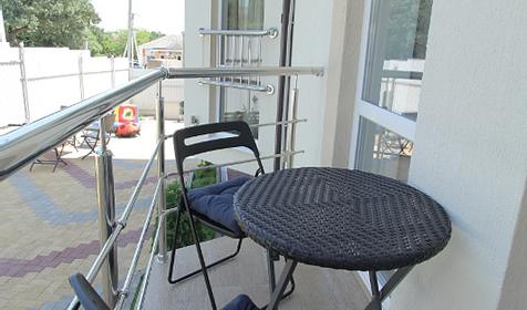 Гостевой дом Золотой орел, г. Геленджик, Голубая бухта