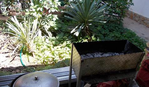 Казан и мангал, Гостевой Дом на Революционной, 27/1, г. Геленджик