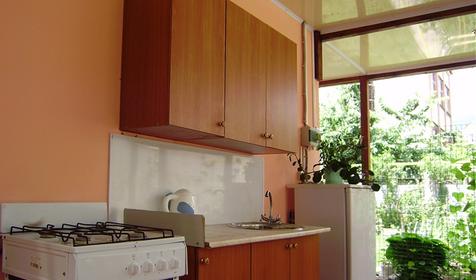 Летняя кухня-столовая. Гостевой дом Алла, г. Геленджик