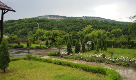 Мини-гостиница Кордес, р-н Майкопский, ст. Даховская