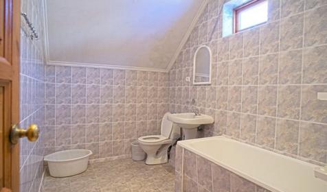 Санузел на этаже. Гостевой дом Берег, г. Сочи, п. Лазаревское