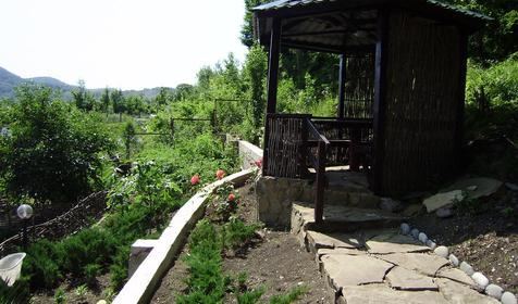 Беседка. Гостевой дом Купрея, Туапсинский район, п. Новомихайловский