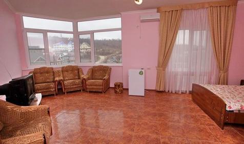 Полулюкс, гостевой дом Золотая Лилия, Туапсинский р-н, с. Лермонтово