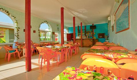 Столовая. База отдыха Аленка, г. Анапа, п. Джемете