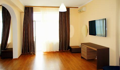 Двухкомнатный номер Люкс. Гостиница Вилла Плаза, г. Сочи, Лазаревский район, п. Лазаревское