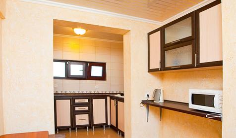 Кухня для самостоятельного приготовления пищи. Гостевой дом Магдалина, г. Геленджик, с. Кабардинка