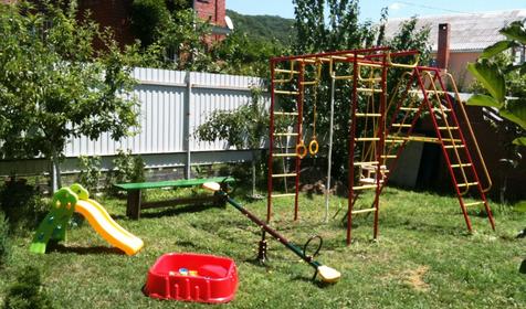 Детская площадка. Гостевой дом Эдем, Туапсинский район, с. Ольгинка