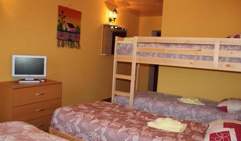 Трех-, четырехместный стандарт. Отель Relax Hotel, г. Геленджик, с. Архипо-Осиповка