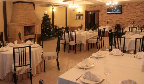 Каминный зал ресторана. Круглый зал ресторана. Ресторанно-гостиничный комплекс Канцлер, г. Тихорецк