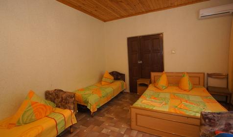 Четырехместный эконом. Гостевой дом Ангелина, п. Джубга
