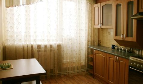 Уютная квартира в центре города, г. Ейск