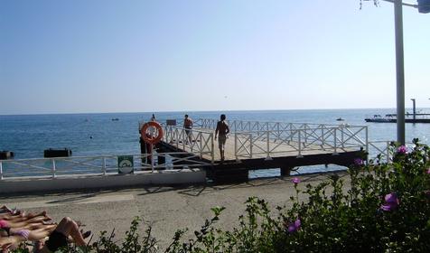 Собственный пляж. База отдыха Радуга, Туапсинский район, п. Небуг