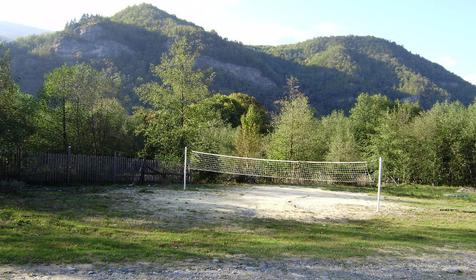 Спорт-площадка. База отдыха Вериют, Мостовской р-он, п. Никитино