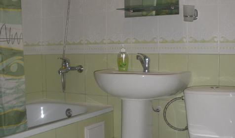 Санузел. Трех-четырехместный номер. Экодом Престиж Лаго-Наки. Апшеронский р-н, плато Лаго-Наки, поляна Геймоновская