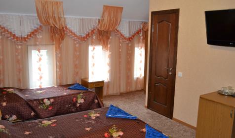 Трехместный номер Стандарт без балкона, гостевой дом Патио, г. Анапа