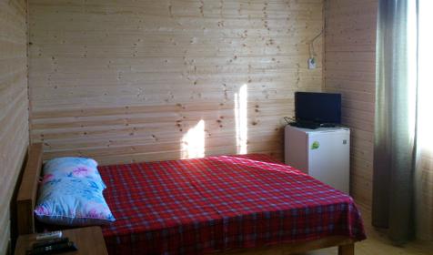 Однокомнатный трехместный номер с удобствами, База отдыха Малый Утриш, г. Анапа, п. Малый Утриш