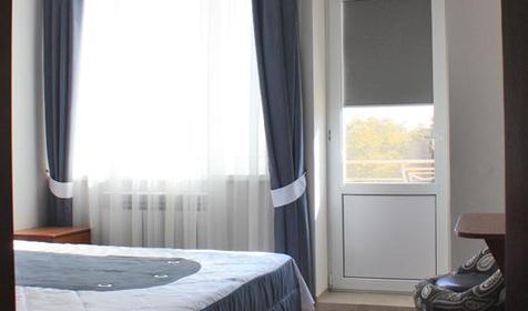 Двухкомнатный номер категории люкс с двумя балконами и видом на море