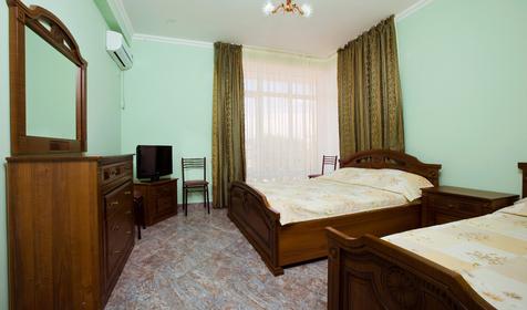 Трехместный номер. Гостевой дом Дельфин. Анапа. Витязево