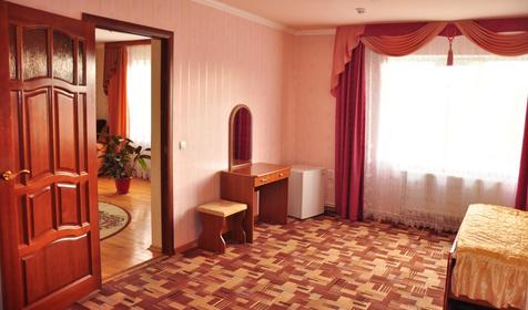 Номер Люкс. Гостиница Орхидея, г. Апшеронск